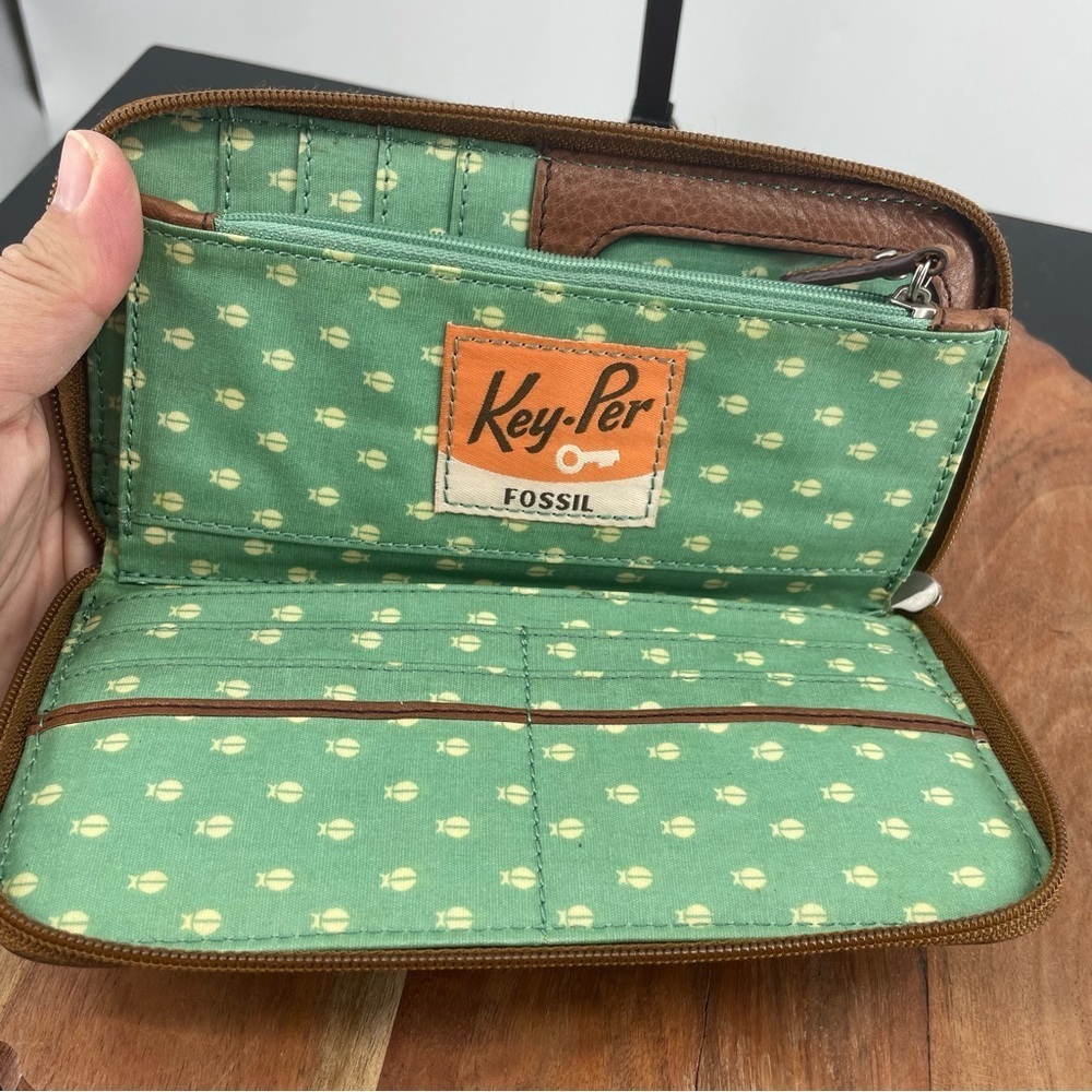 Fossil Key-Per Zip Around Clutch Wallet In Calyps… - image 4